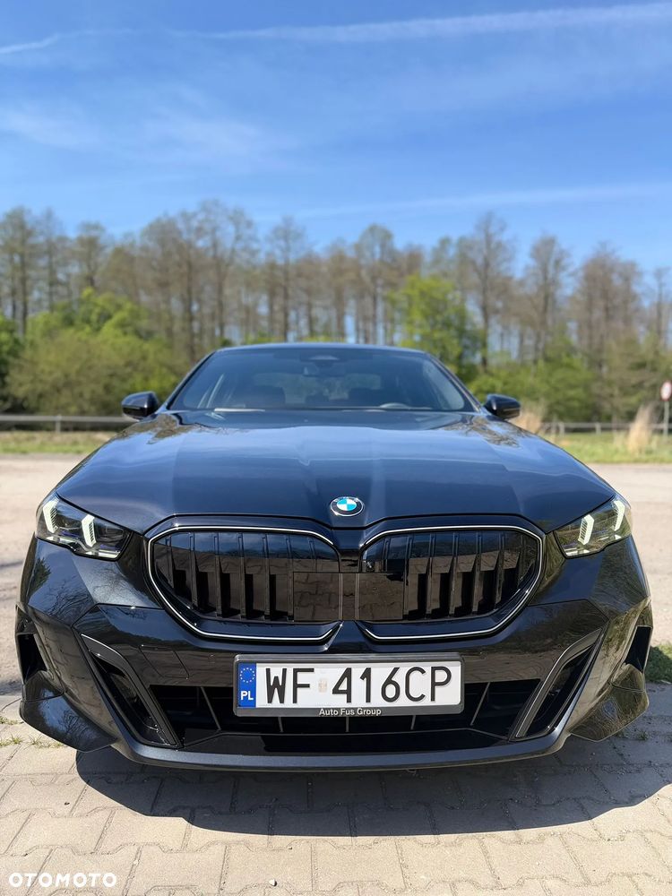 BMW Seria 5 540d xDrive mHEV M Sport - 8