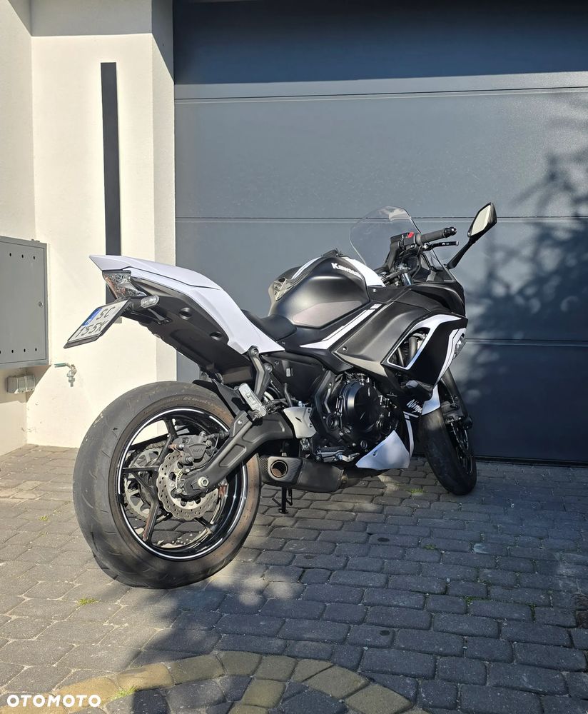 Kawasaki Ninja - 7