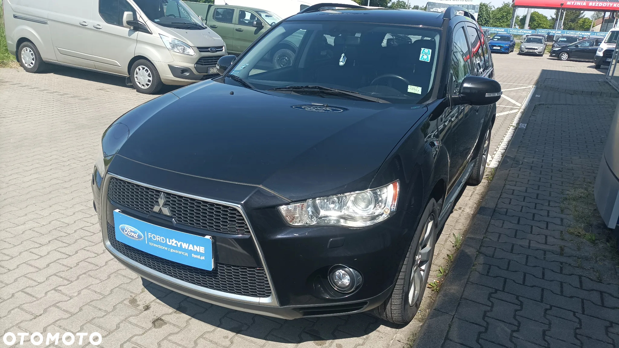 Mitsubishi Outlander 2.4 Intense + CVT - 3