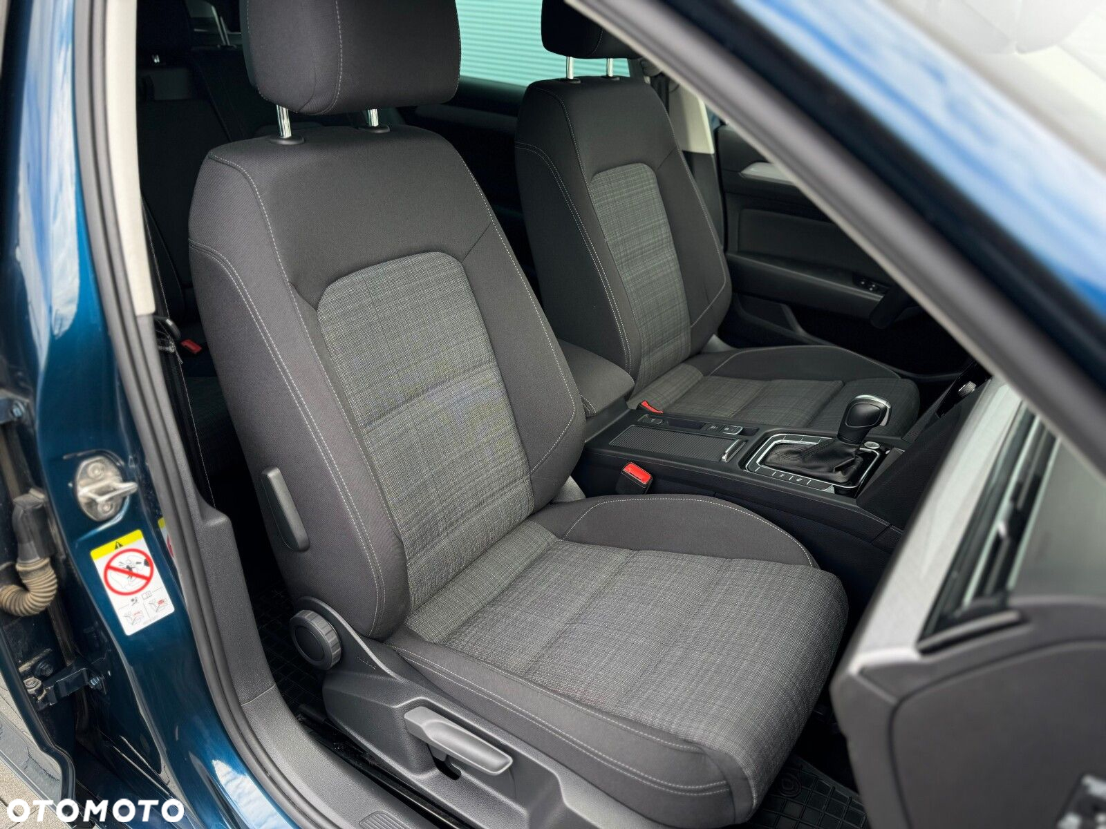 Volkswagen Passat 2.0 TSI Business DSG - 32