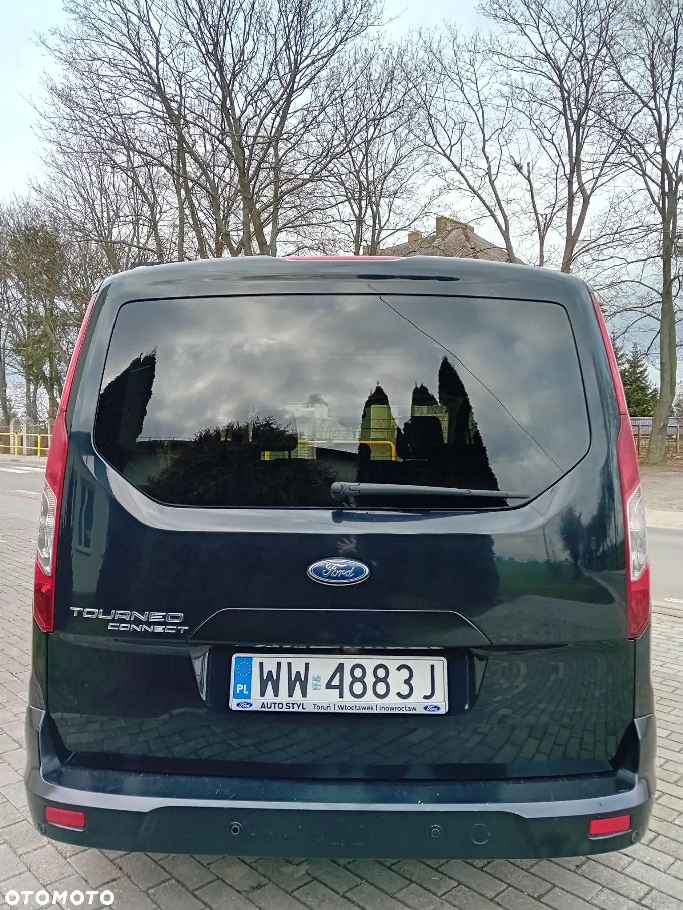 Ford Tourneo Connect 1.5 TDCi Titanium - 8