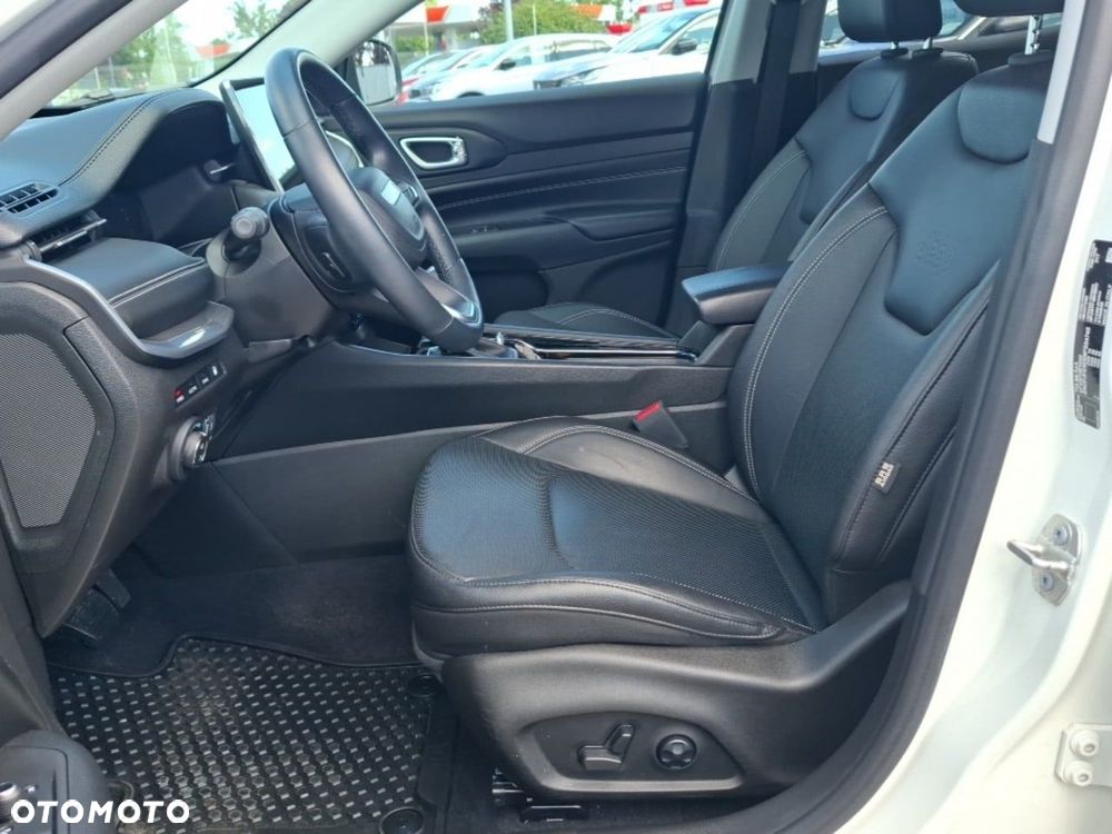 Jeep Compass - 11