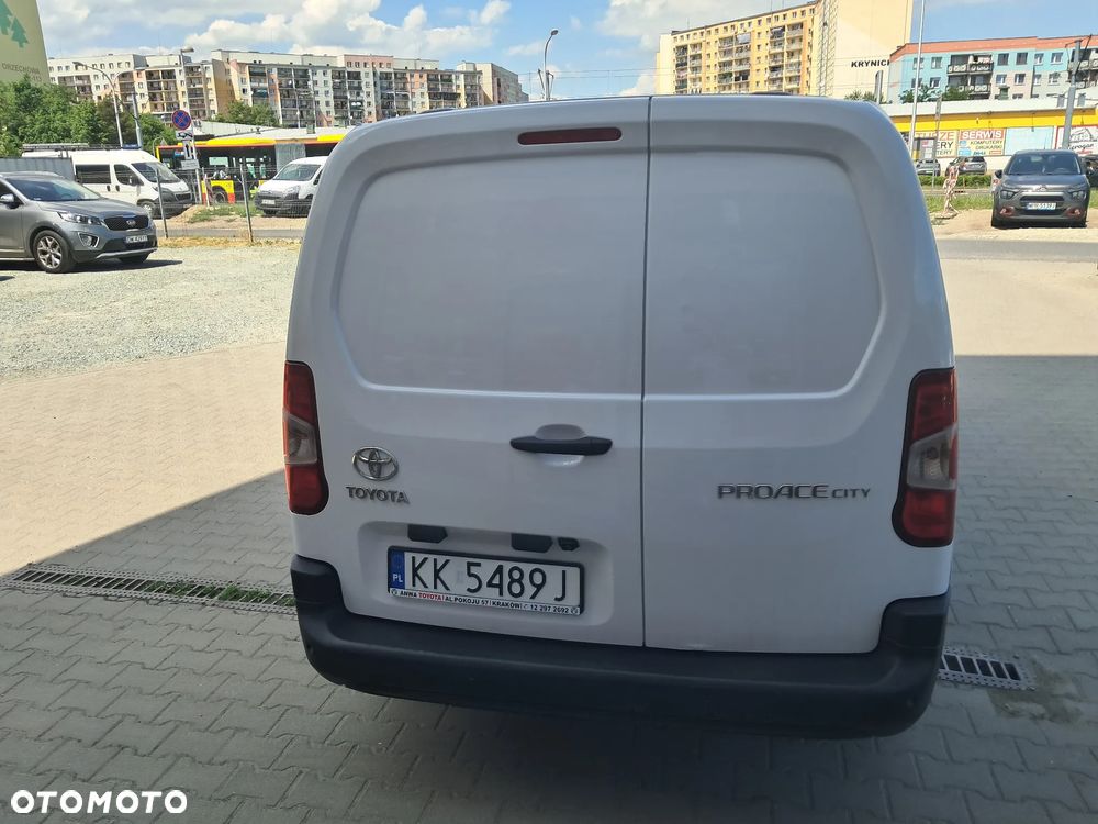 Toyota Proace City Van Long - 4