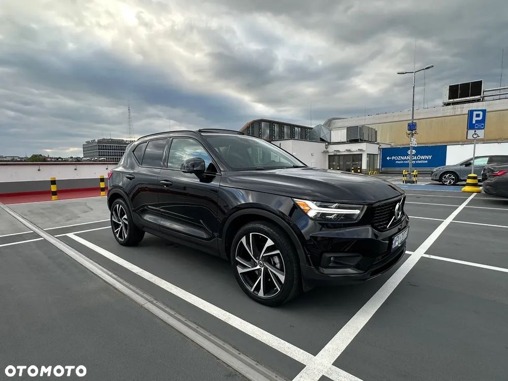 Volvo XC 40 T5 AWD Geartronic R-Design - 1