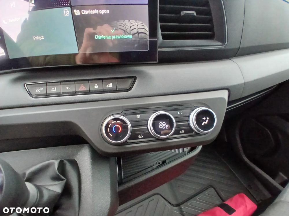 Renault Master Furgon L3H2 2.0dCi 150 - 14