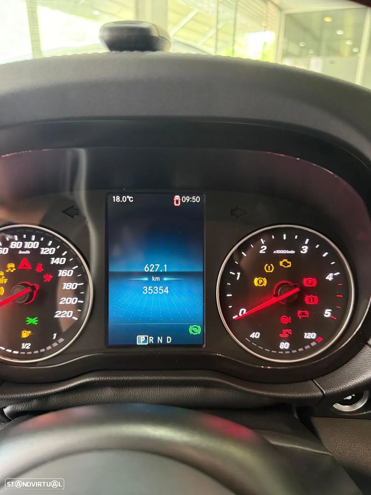 Mercedes-Benz T 180 - 13