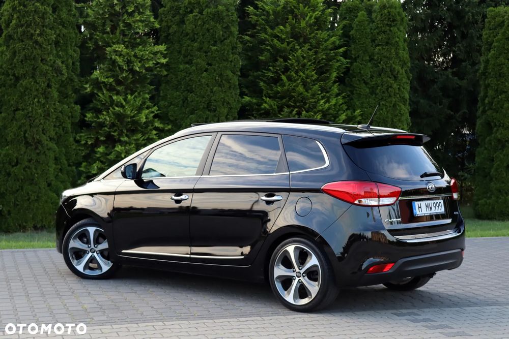 Kia Carens 1.7 CRDi L 7os - 9
