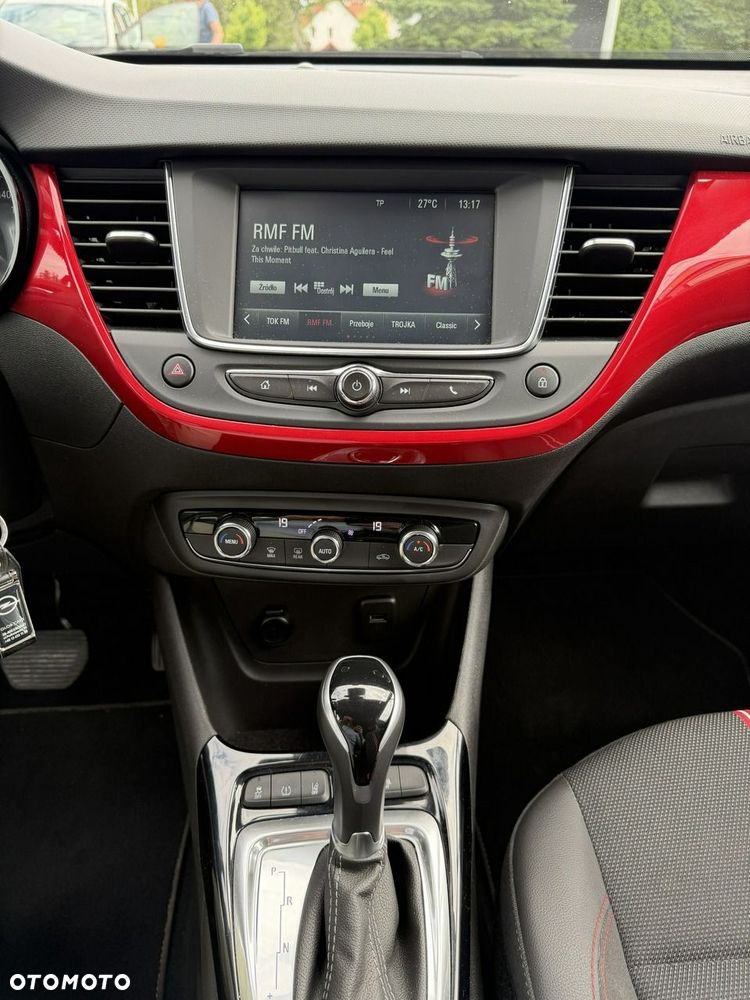 Opel Crossland 1.2 T GS Line - 23