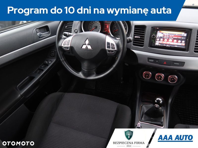 Mitsubishi Lancer - 8