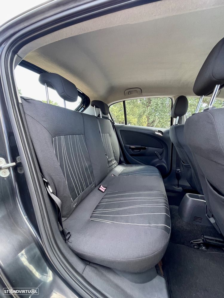 Opel Corsa 1.3 CDTi Enjoy - 17