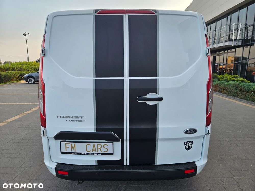 Ford Transit Custom - 10