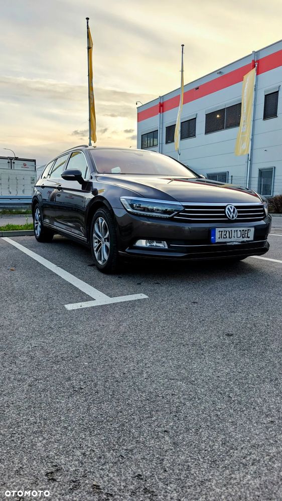 Volkswagen Passat 2.0 TDI BMT Comfortline DSG - 2