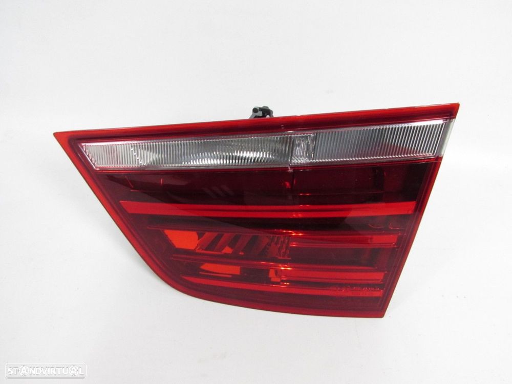Farolim da mala Direito Seminovo/ Original BMW X3 (F25) 63217217310 - 1