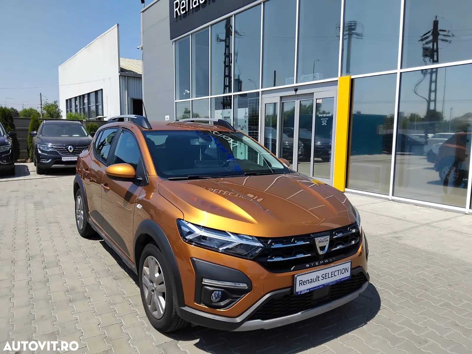 Dacia Sandero Stepway TCe 90 MT6 Comfort - 1
