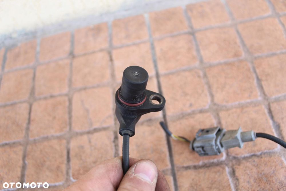 CZUJNIK POŁOŻENIA WAŁU VW NEW BEETLE 2.0B 0261210146 - 2