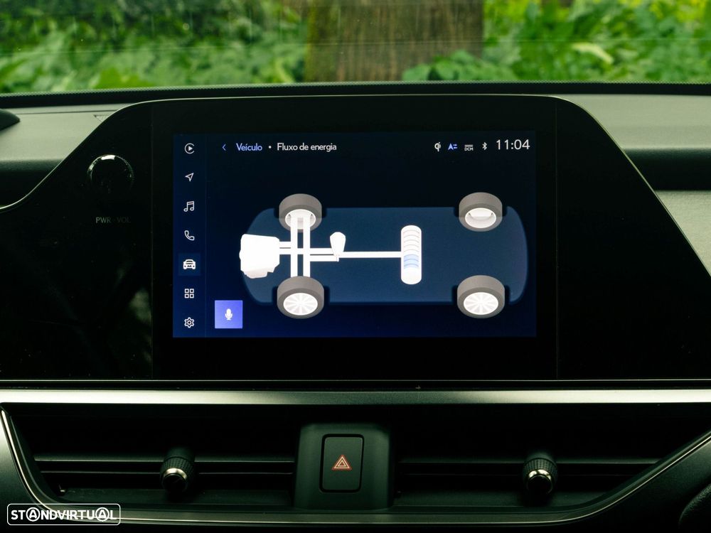 Lexus UX 250h Sport - 35