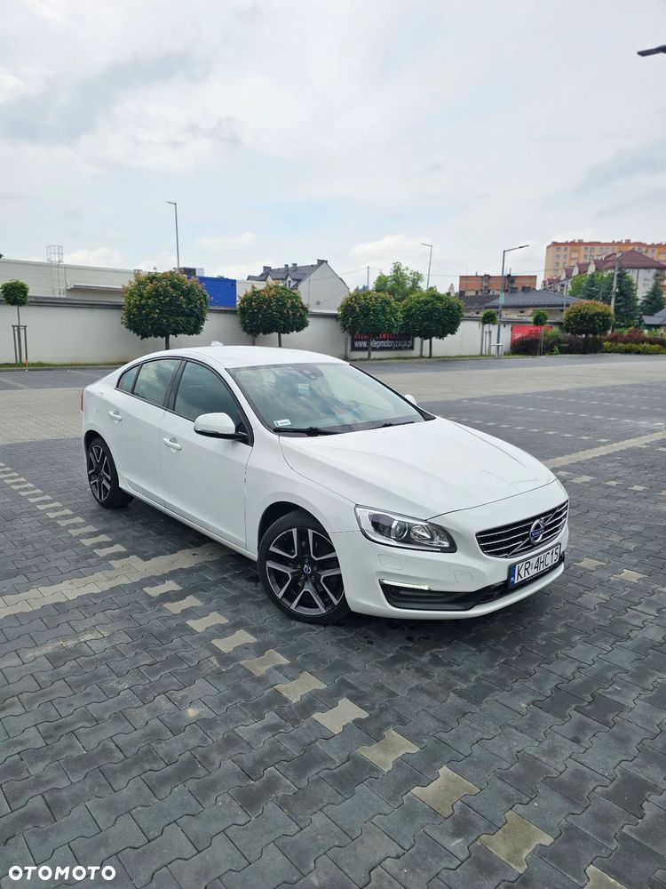 Volvo S60 T3 Drive-E Momentum - 18