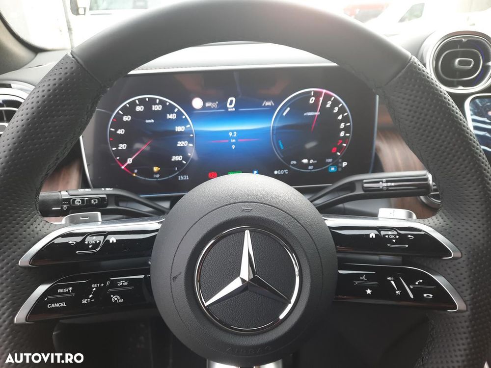 Mercedes-Benz GLC 300 e 4MATIC - 11