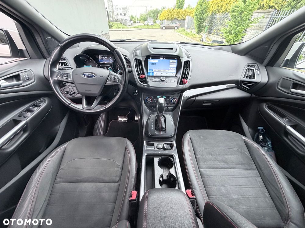 Ford Kuga 2.0 TDCi AWD ST-Line - 11