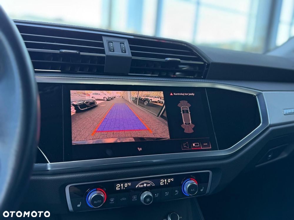 Audi Q3 Sportback - 30