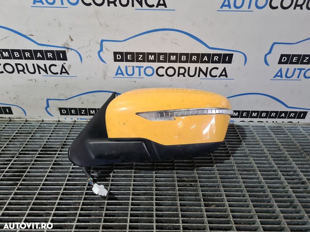 Oglinda stanga Nissan Juke Facelift 2014 - 2018 4 Usi GALBEN EAV (984) Rabatabile 047186 - 1