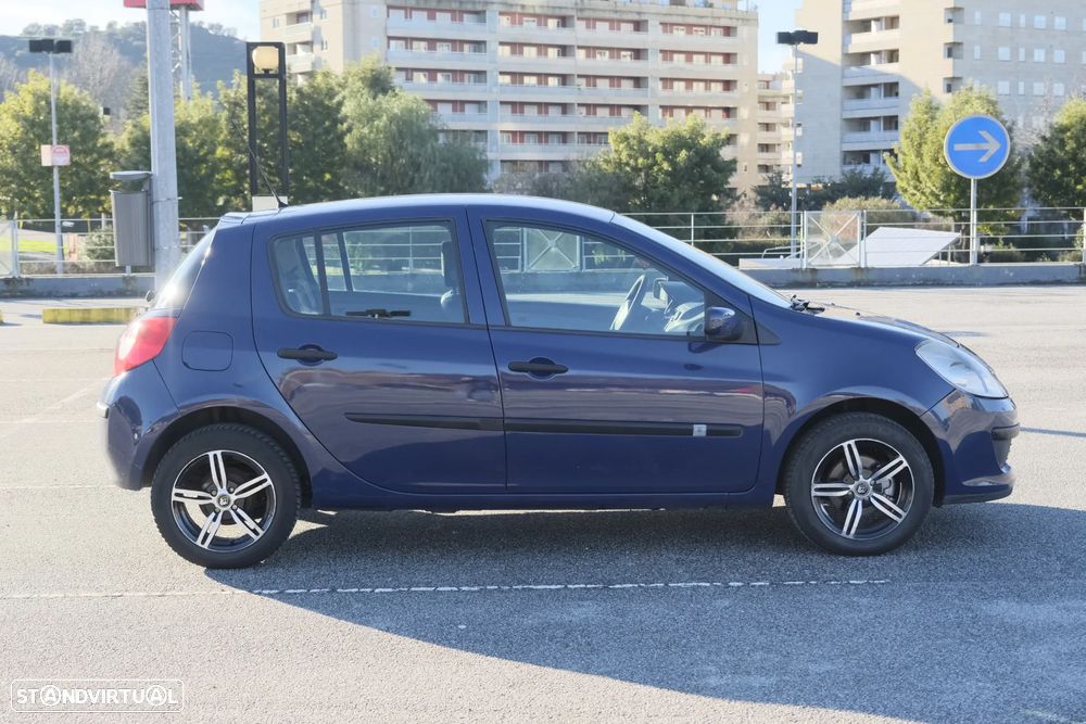 Renault Clio 1.5 dCi Confort - 9