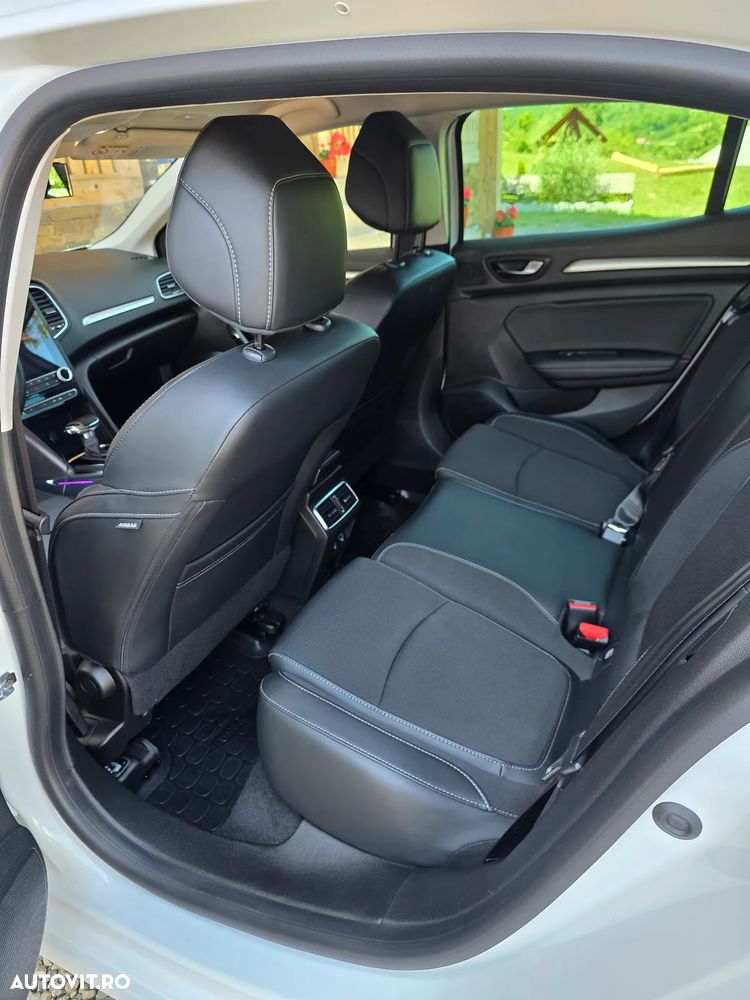 Renault Megane - 8