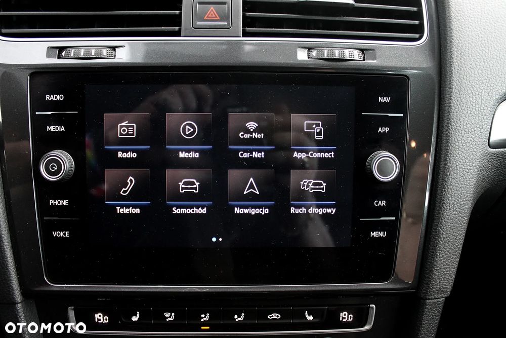 Volkswagen Golf 1.6 TDI (BlueMotion Technology) Comfortline - 17