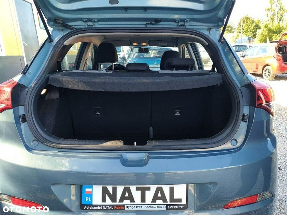 Hyundai i20 - 12