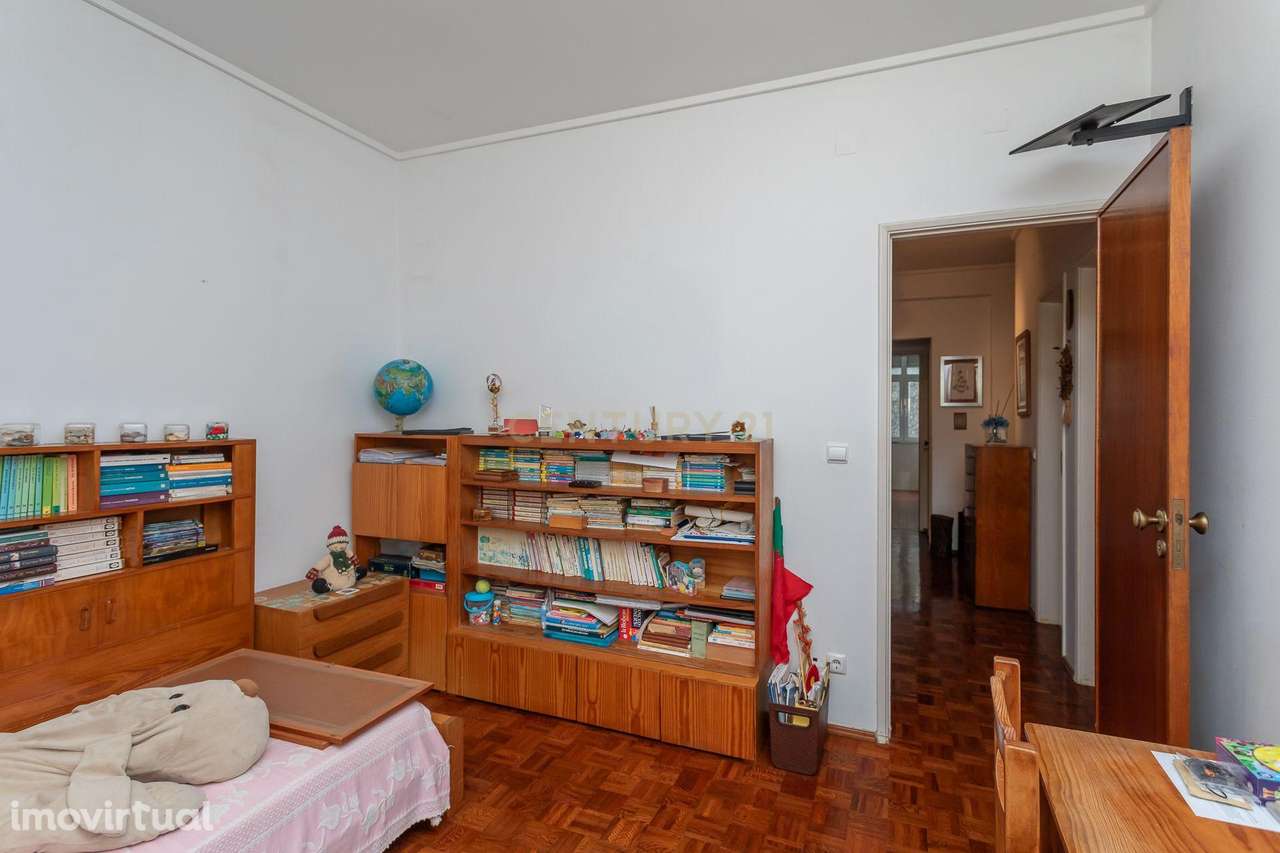 T3 em Oeiras | Cozinha Equipada | Perto do Taguspark e Acessos a Lisbo - Grande imagem: 2/36