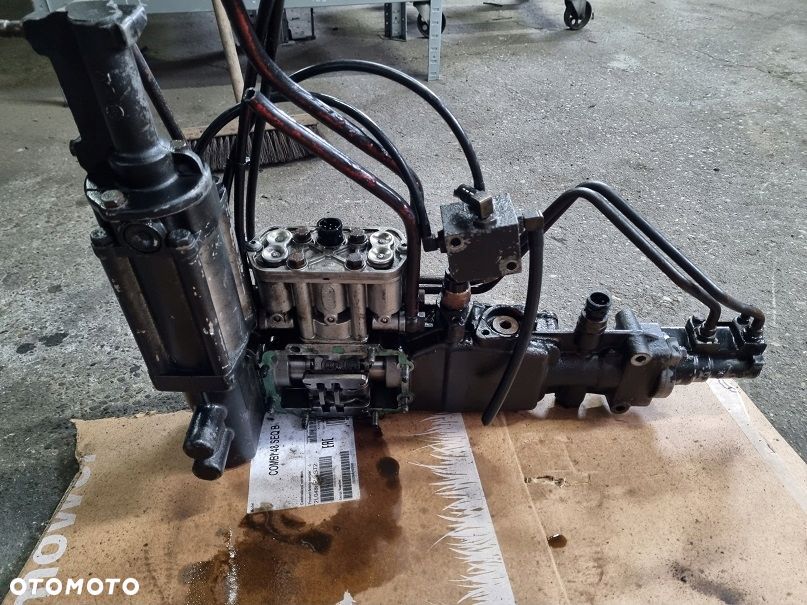 WYBIERAK SKRZYNI BIEGÓW MAN TGA , F2000 , F90 - 2