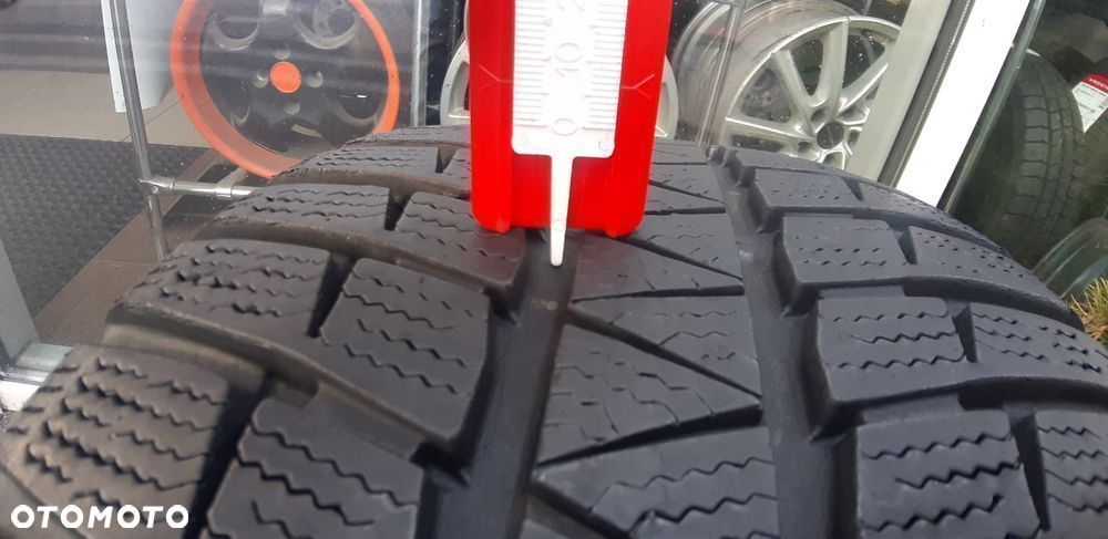 205/50r16 91H Falken Eurowinter HS449  para zima - 3