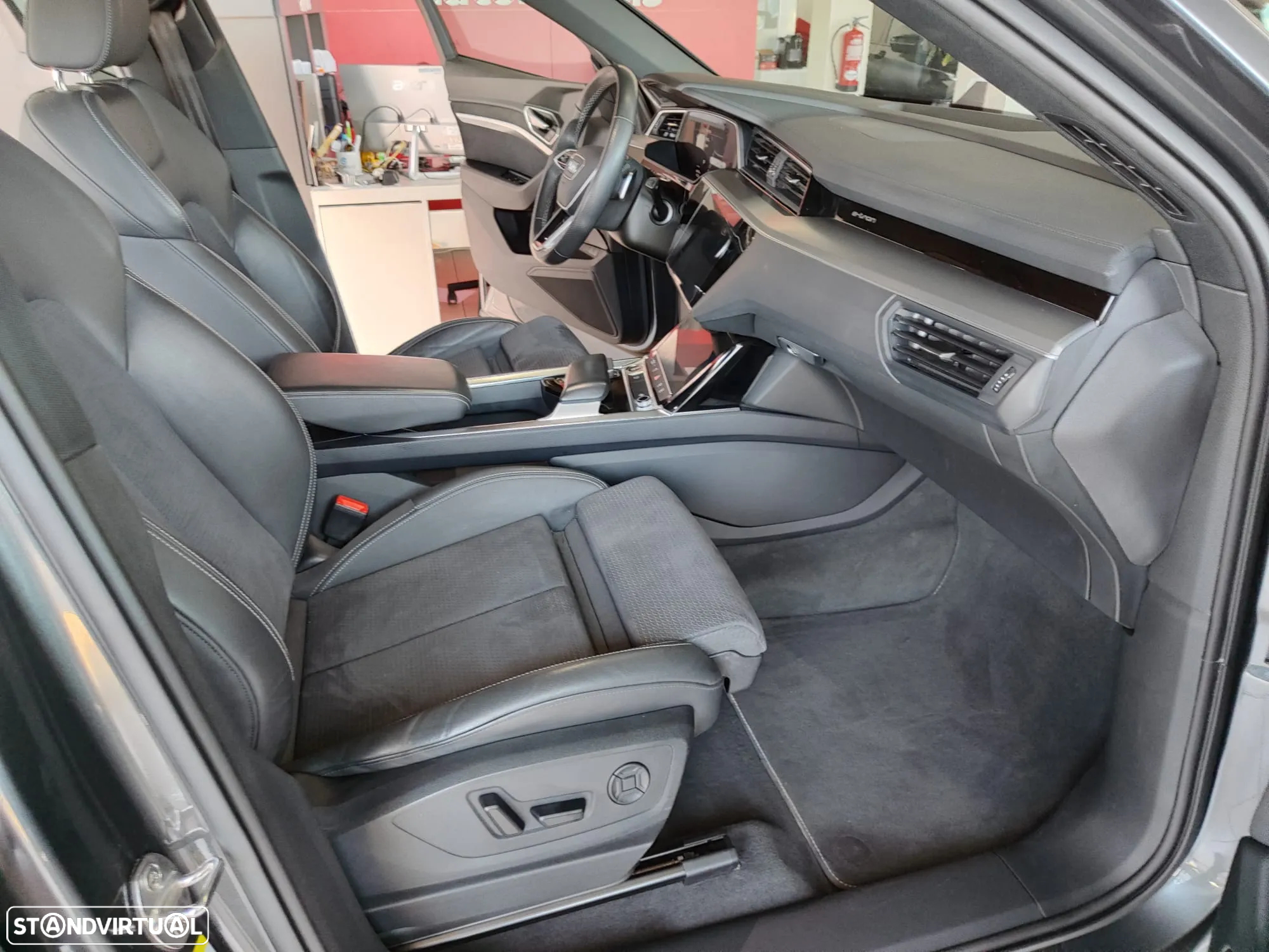 Audi e-tron 55 quattro S line - 17