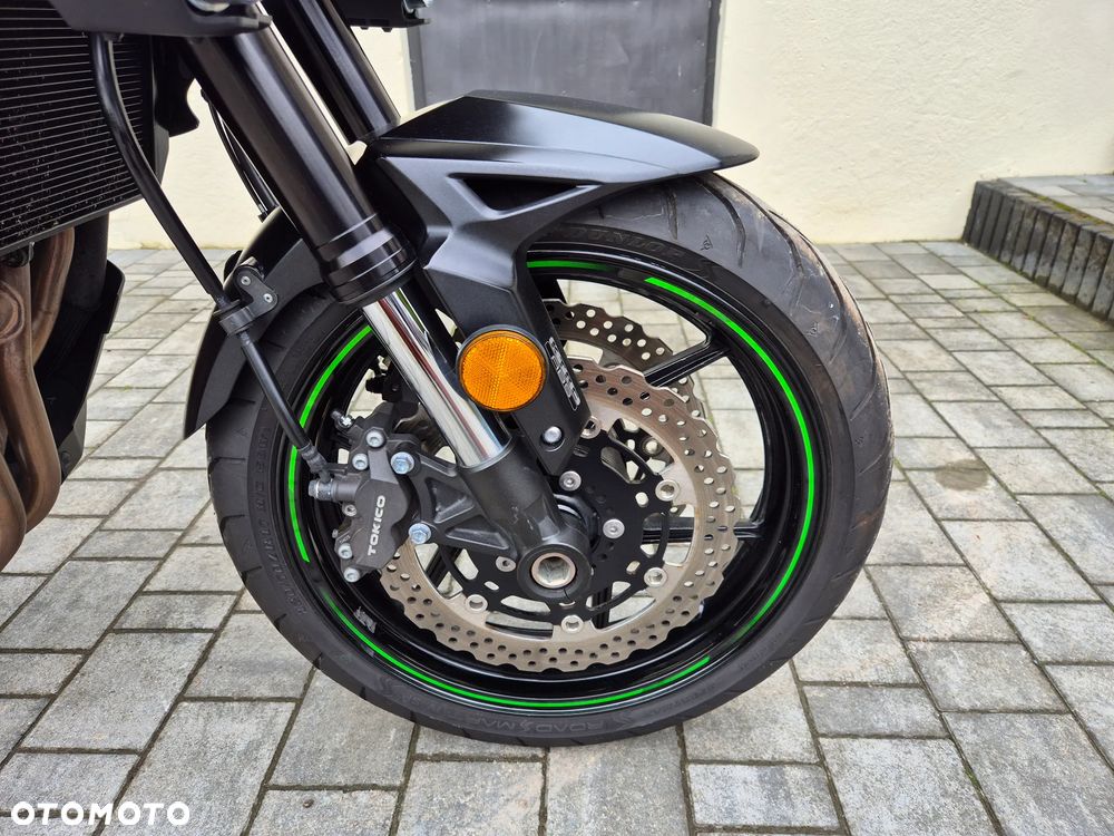 Kawasaki Versys 1000 - 10