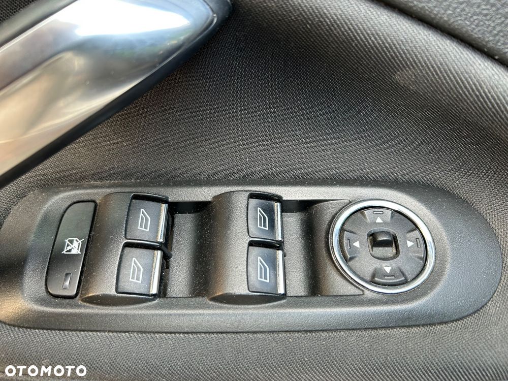 Ford Mondeo - 11