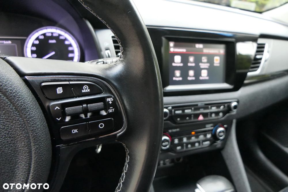Kia Niro 1.6 GDI HEV 2WD OPF Edition 7 - 31