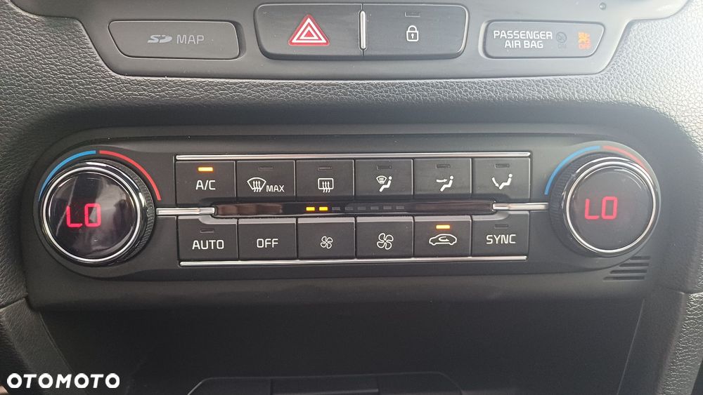 Kia Ceed 1.4 T-GDI L DCT - 11