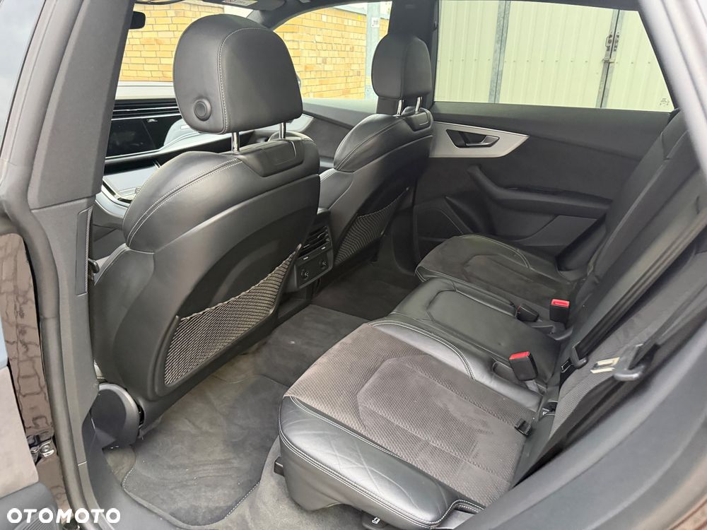 Audi Q8 50 TDI quattro tiptronic - 14