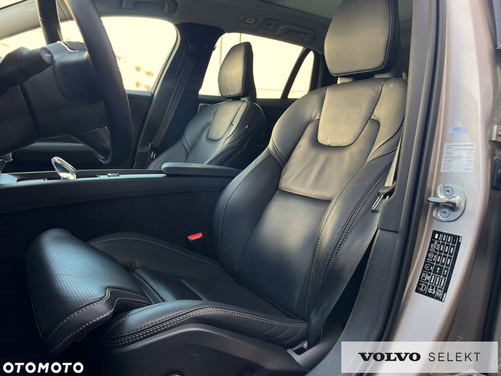 Volvo V60 Cross Country - 14