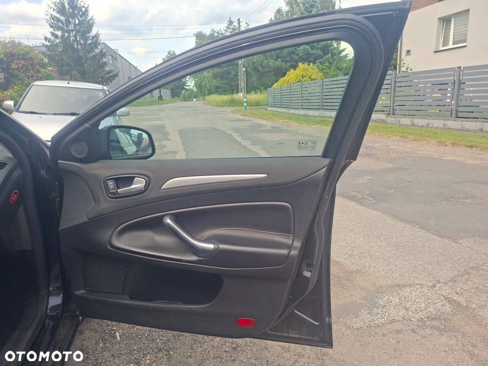 Ford Mondeo 2.0 TDCi Titanium - 3