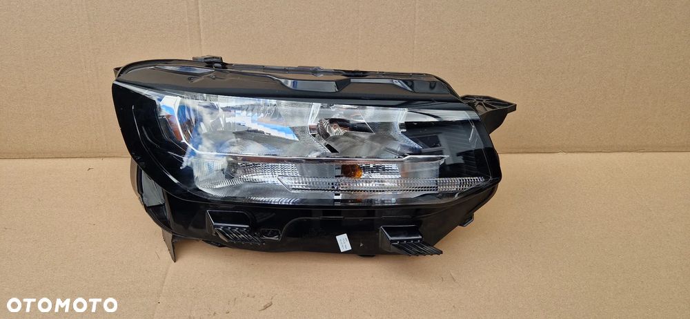 CITROEN BERLINGO FIAT DOBLO III OPEL COMBO IV LIFT 24- LAMPA HALOGEN PRAWA - 1
