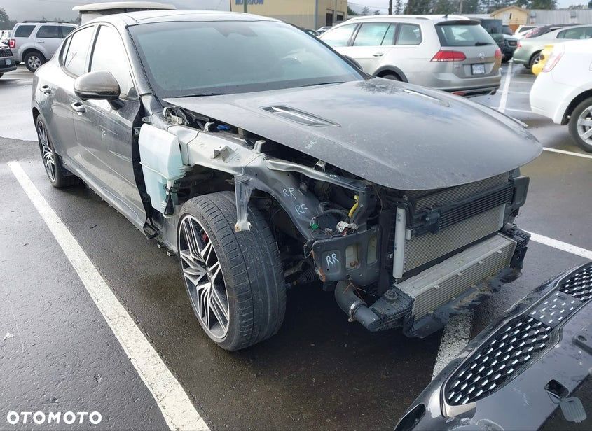 Kia Stinger 3.3 T-GDI AWD GT - 13