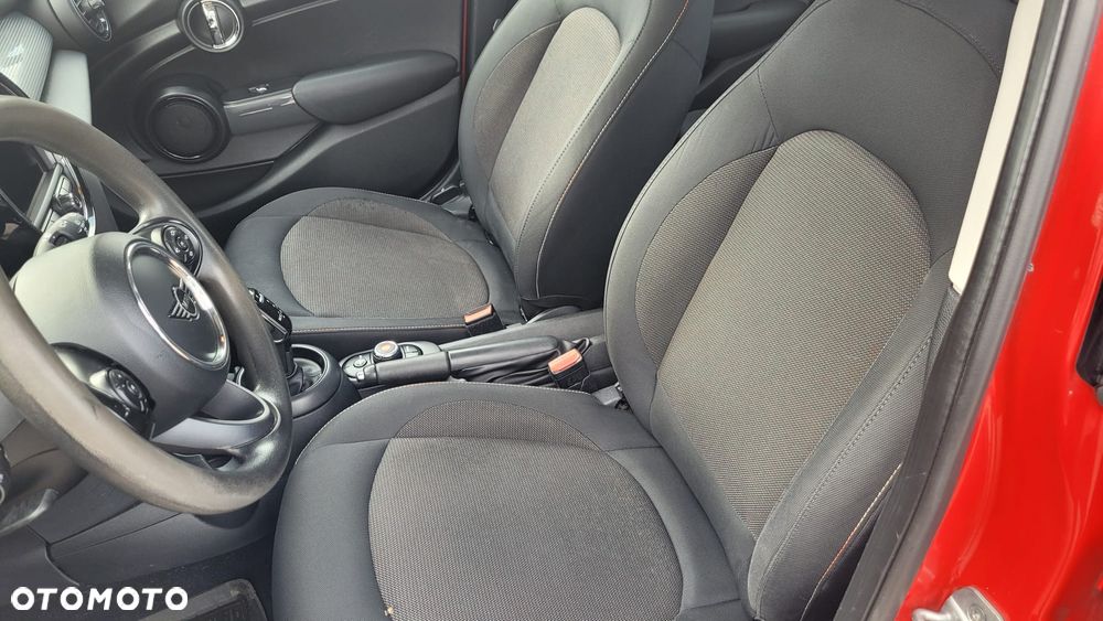 MINI Cooper Standard - 9