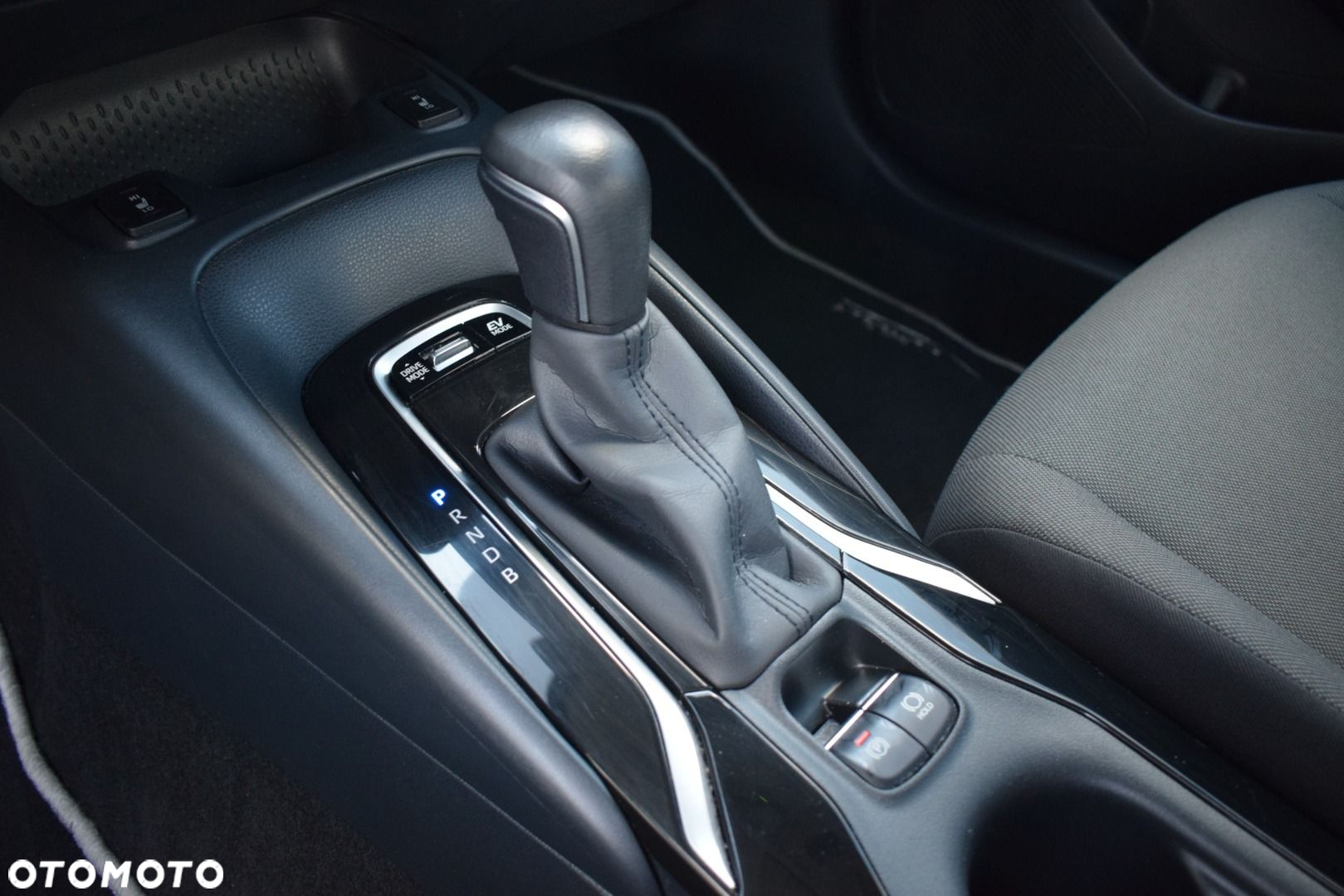 Toyota Corolla - 15