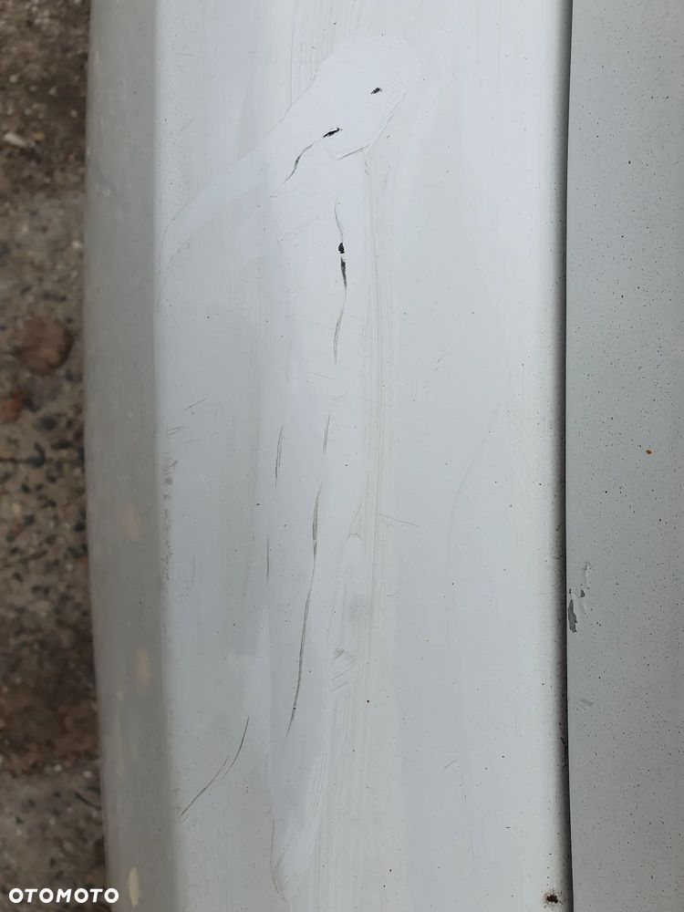 Toyota Prius (Hybrid) - 22