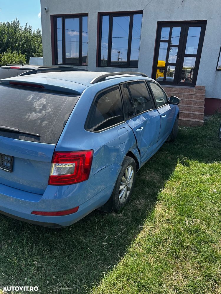 Skoda Octavia 2.0 TDI Ambition - 4