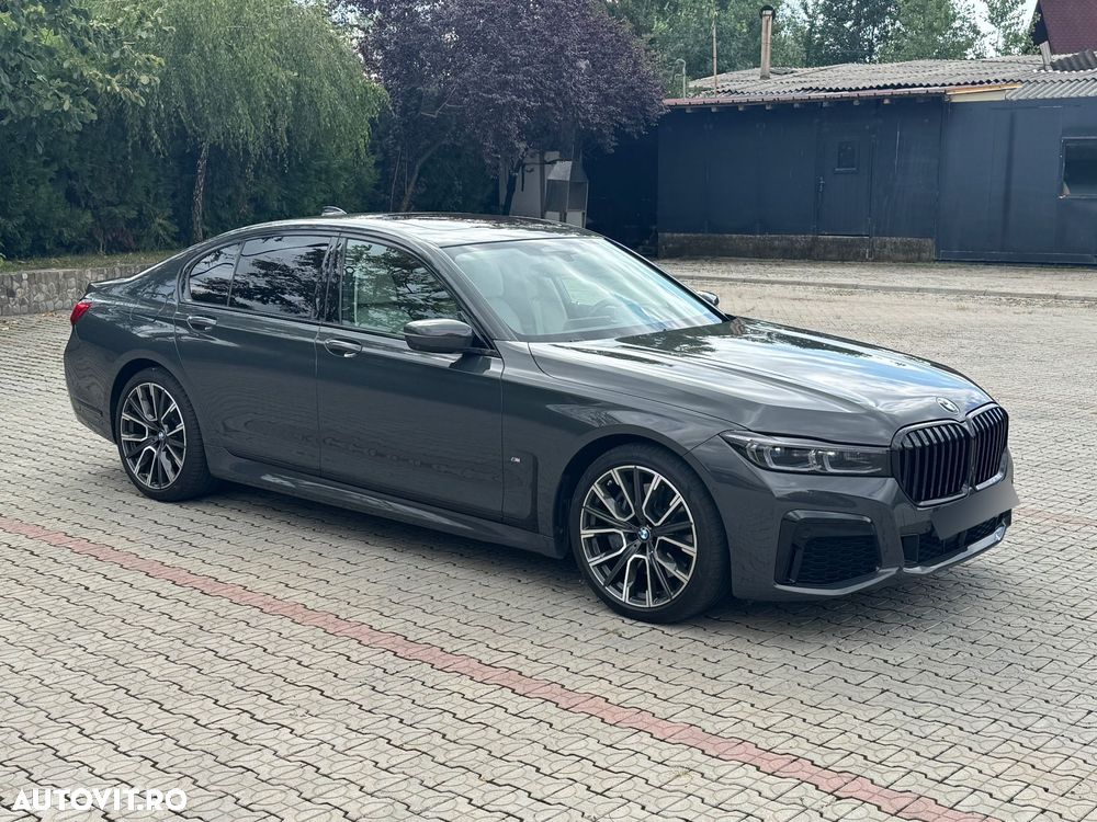 BMW Seria 7 745e - 13