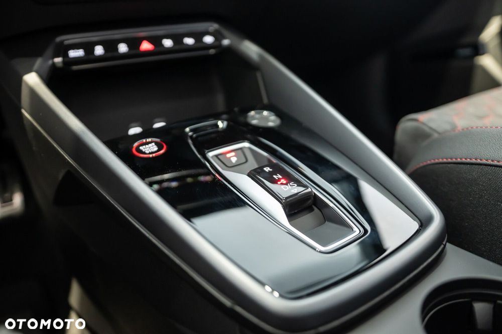 Audi RS3 Sportback - 12