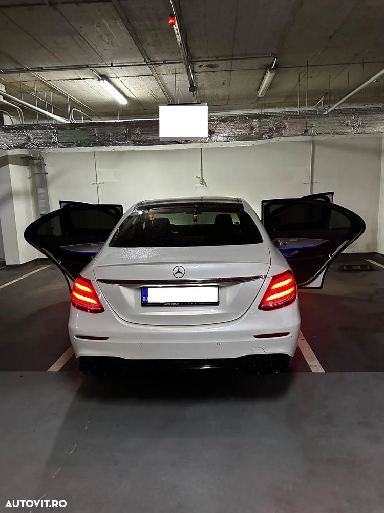 Mercedes-Benz E 43 AMG 4Matic 9G-TRONIC - 3