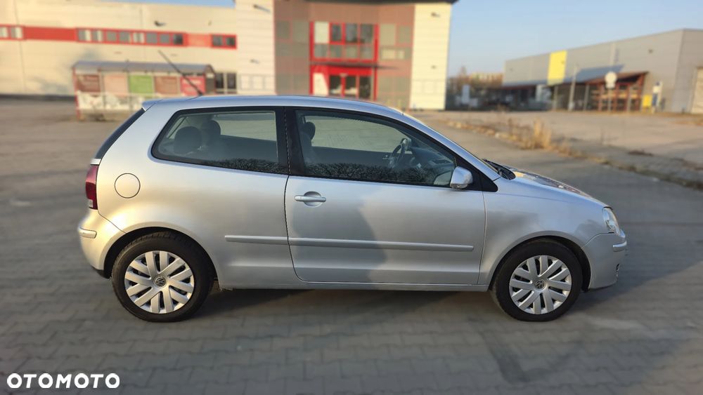 Volkswagen Polo 1.4 TDI Trendline - 16